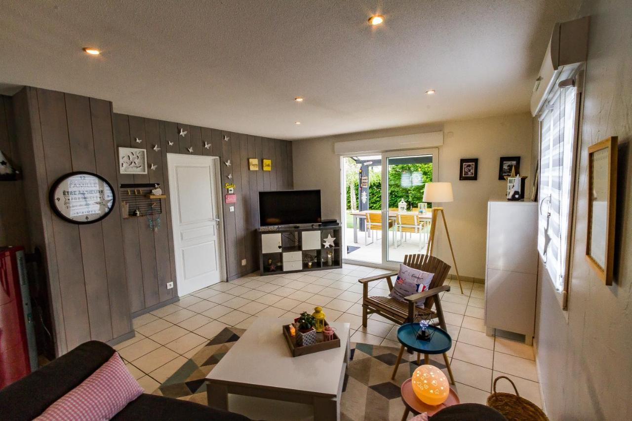 Maison Moderne A La Campagne Le Valdahon Bagian luar foto