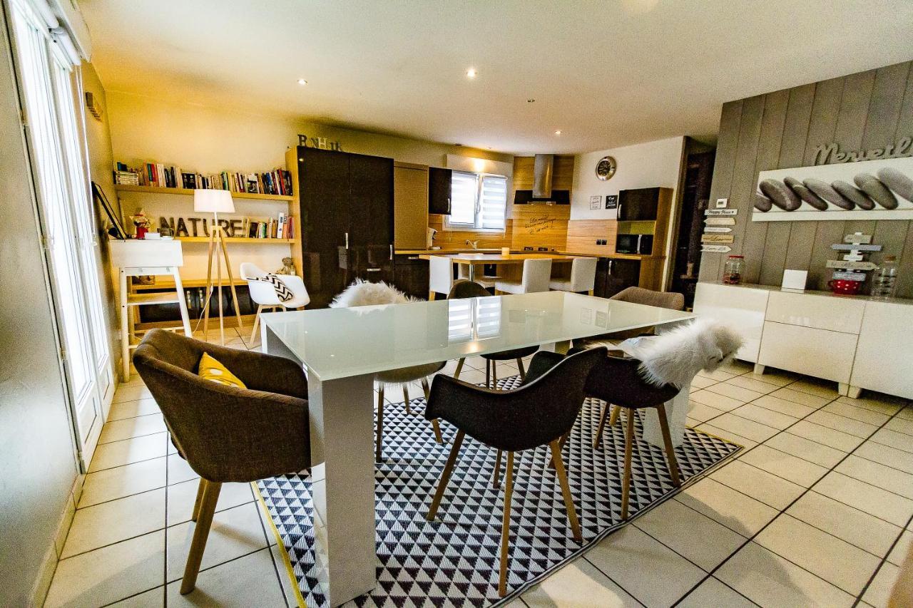 Maison Moderne A La Campagne Le Valdahon Bagian luar foto